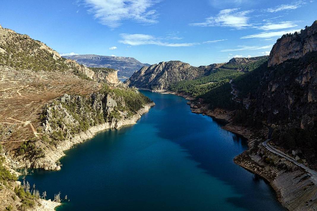 Kimsenin bilmediği huzur yolu: Adeta saklı cennet! Ziyaretçilerine görsel şölen sunuyor 4